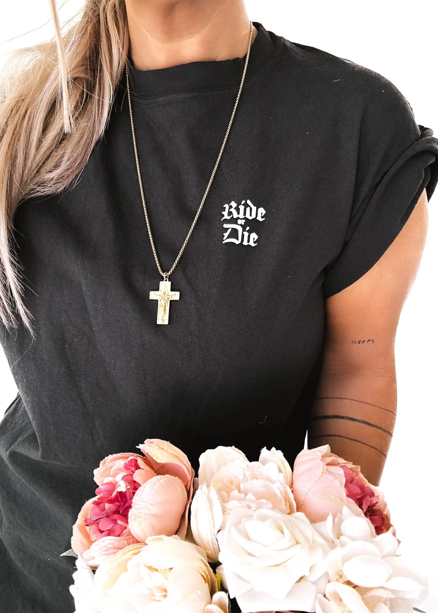 GOTHIC RIDE OR DIE SIDE SLIT TEE