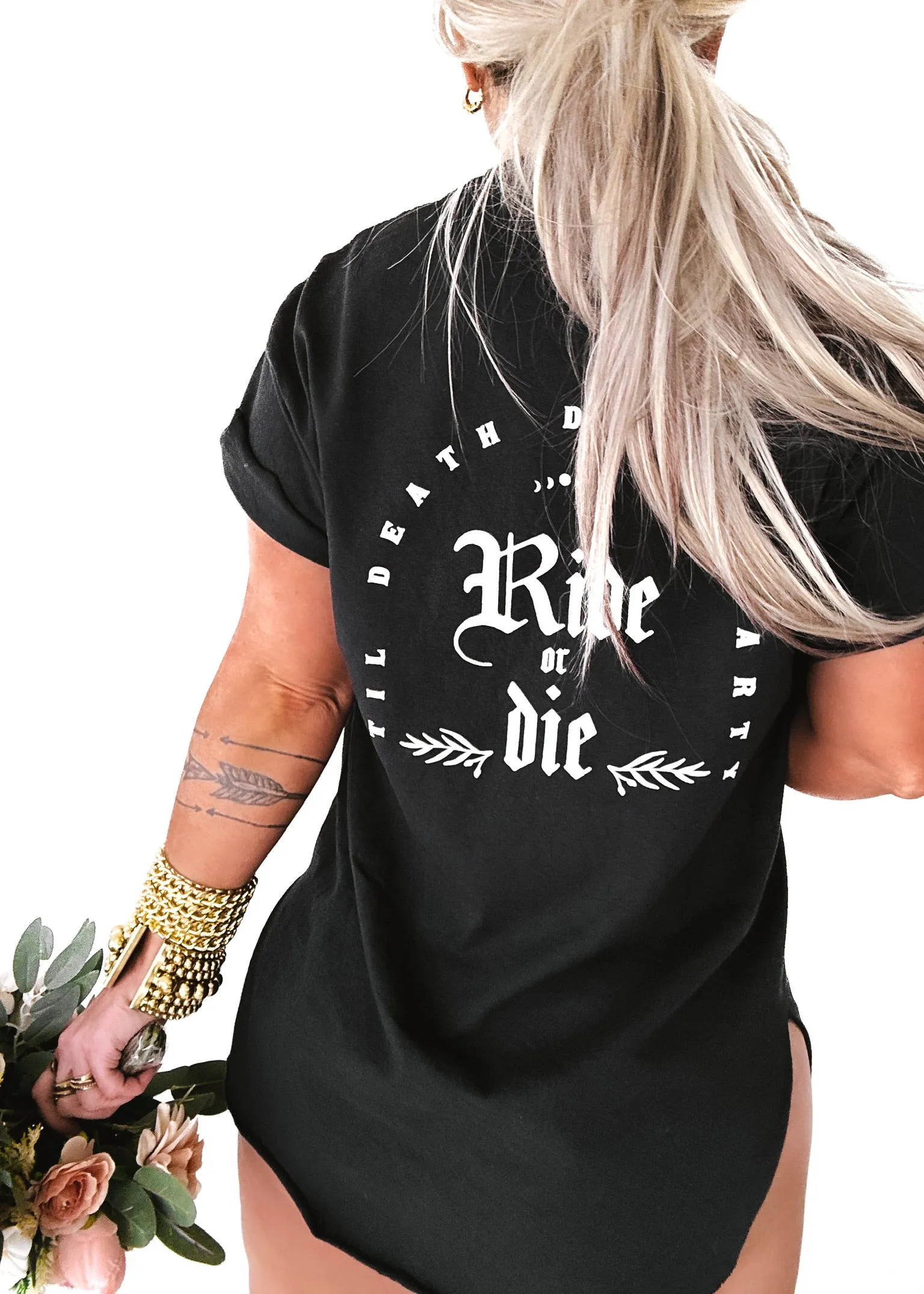 GOTHIC RIDE OR DIE SIDE SLIT TEE