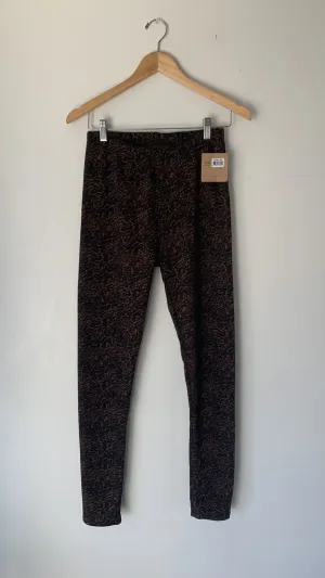 Pre-Owned Just Cozy Leopard Print Fleece Lined Leggings (NWT)- Size M/L
